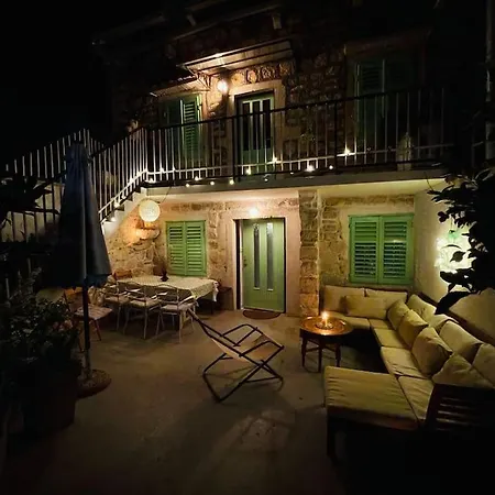 Seget Donji Ferienhaus Trogir